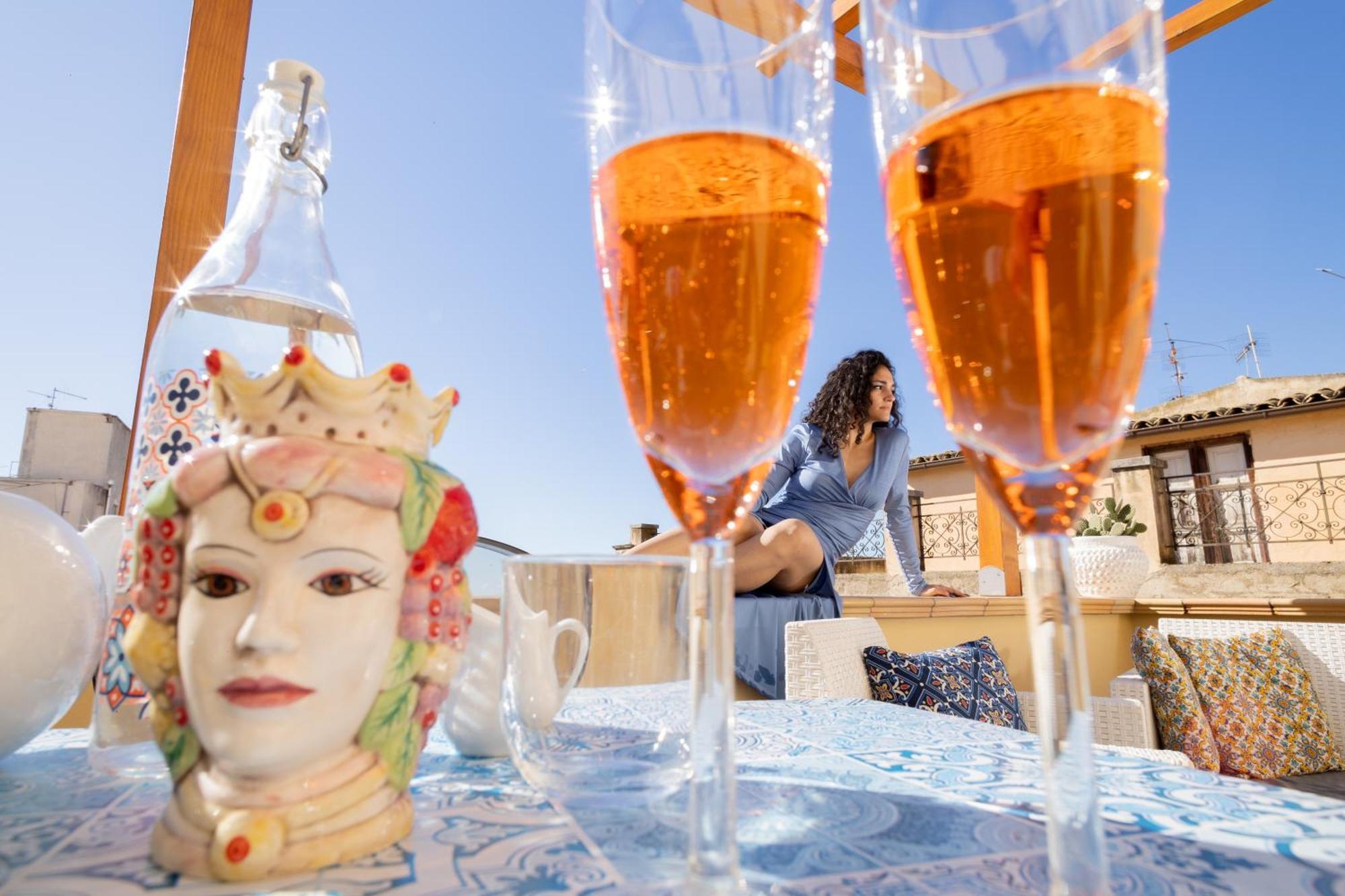 Keramos Luxury Rooms シャッカ エクステリア 写真
